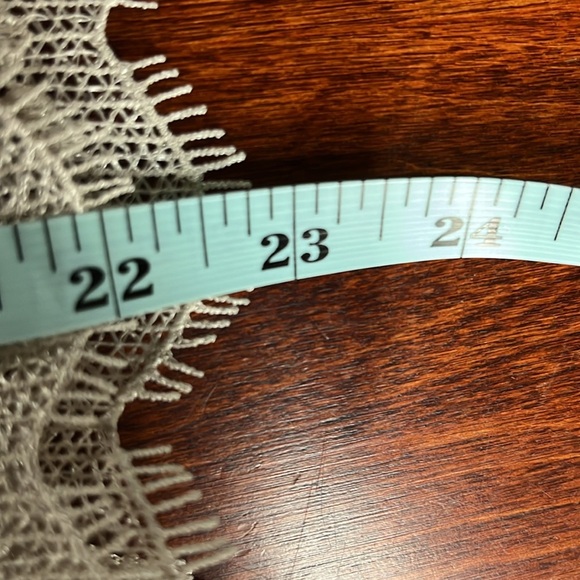 Sugar Lips Womens Top S Pink Green Lacy Flutter Sleeves Peplum Hem Lined Beauty - Picture 10 of 11